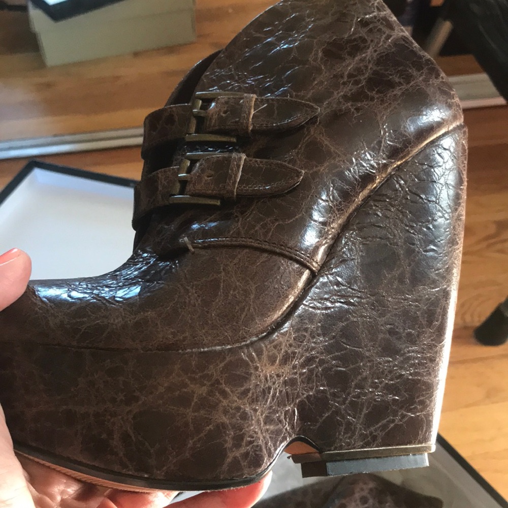Shoes/ bootie